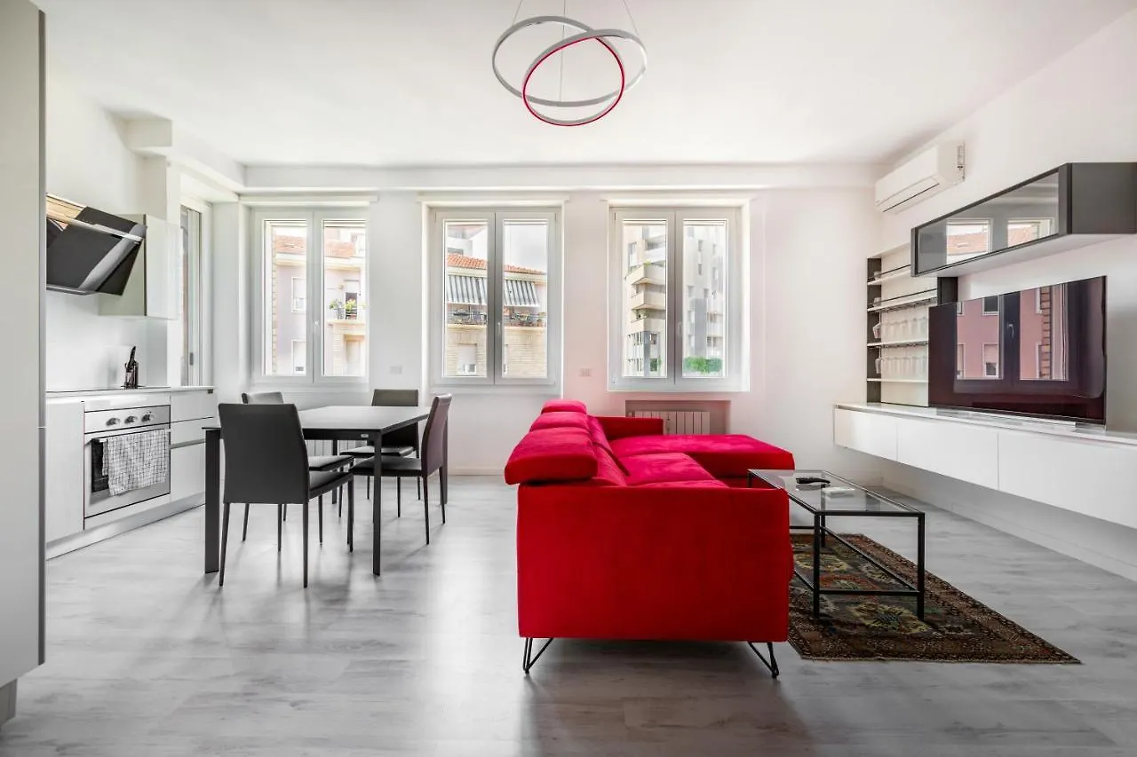Apartment Garibaldi & Gae Aulenti Modern Apt With Private Parking! Milan