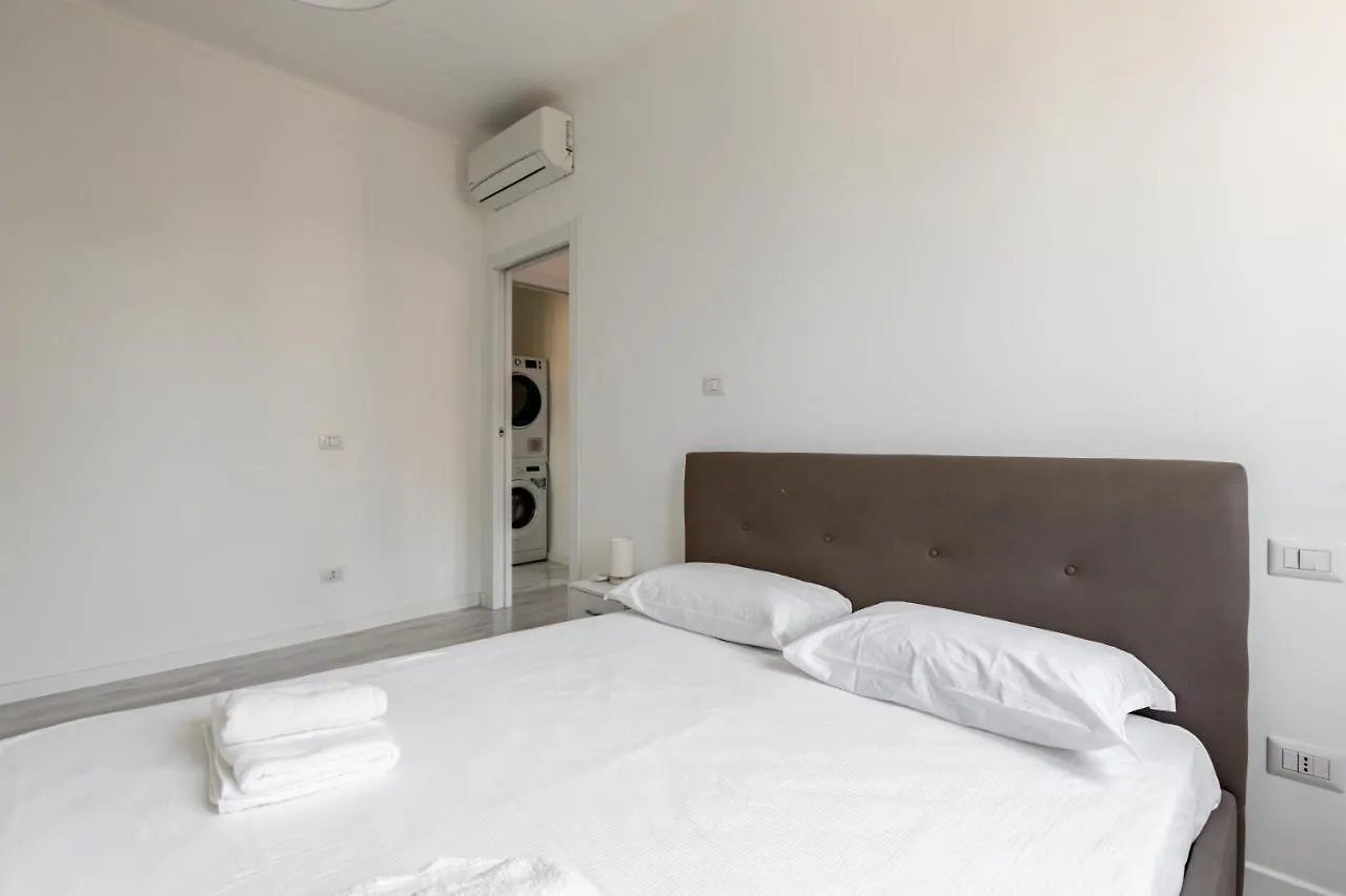 شقة Garibaldi & Gae Aulenti Modern Apt With Private Parking! ميلان